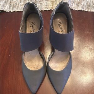 Seychelles Women's Dark Blue Heels